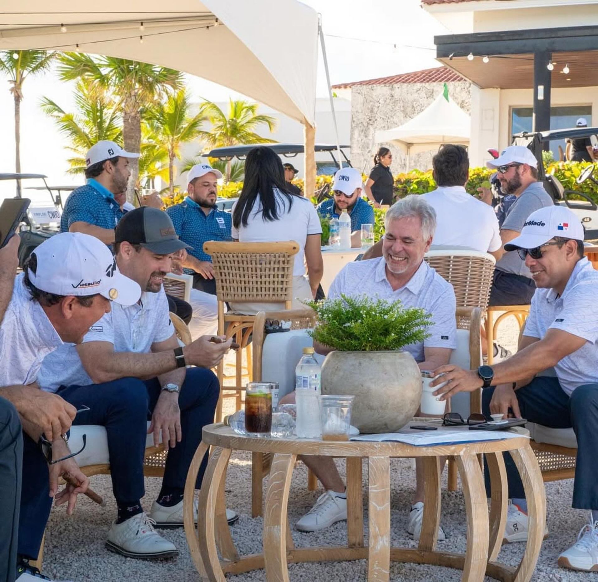 21CBF26A-16B1-4D9F-B1CF-8EF67FAC83CC