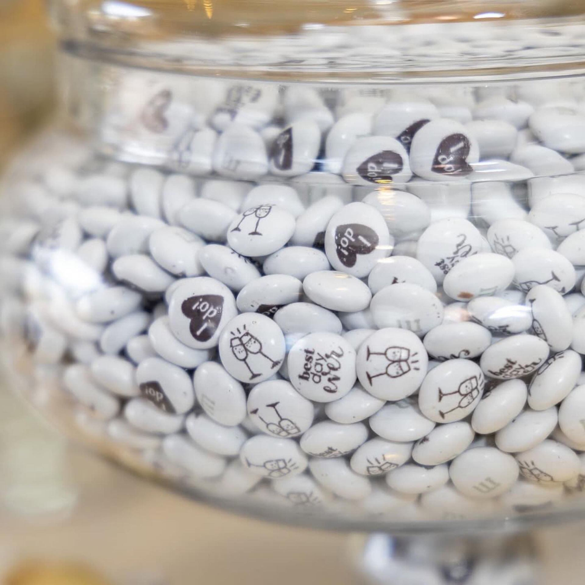 85519CCE-7500-4063-A6C9-EDEA48E3086E