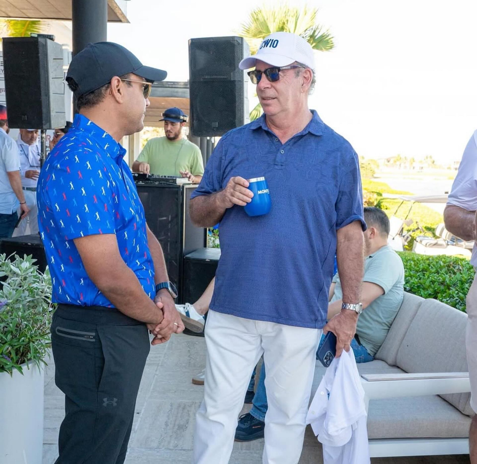 F004755F-002D-4F85-997B-A96C3C96D02C